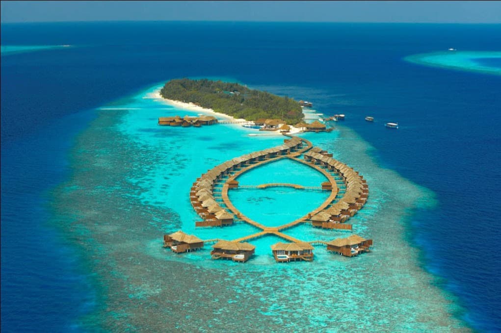 Lily Beach Resort & Spa main