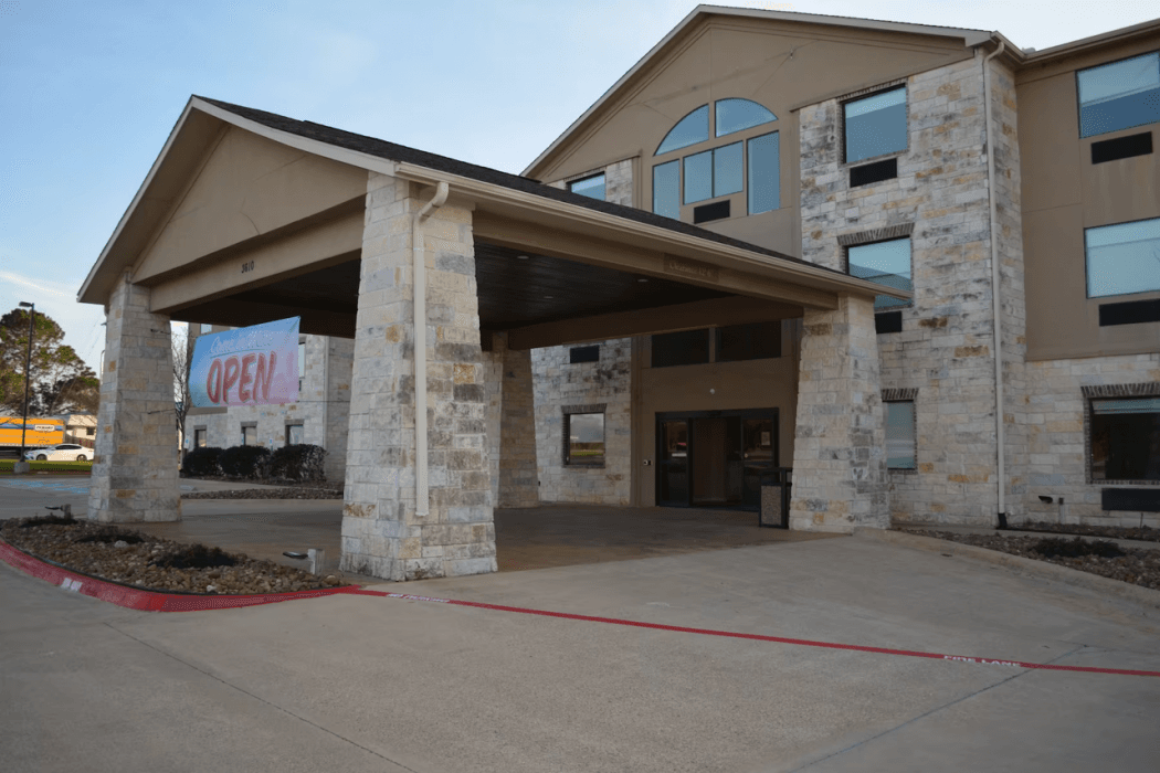 Wingate by Wyndham College Station TX main