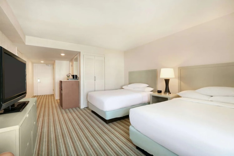 Embassy Suites by Hilton San Juan Hotel & Casino 3