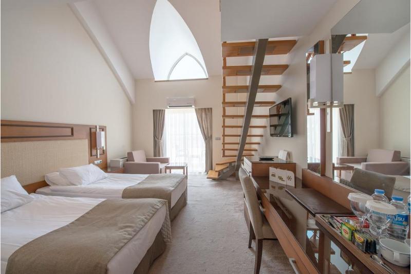 Crystal Prestige Elite 2