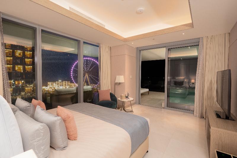 Five Luxe Hotel 5
