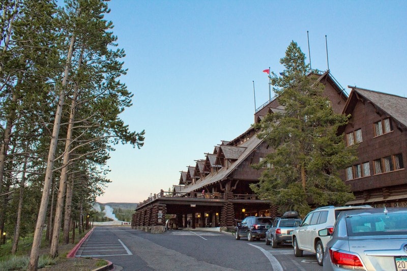 Old Faithful Inn 3