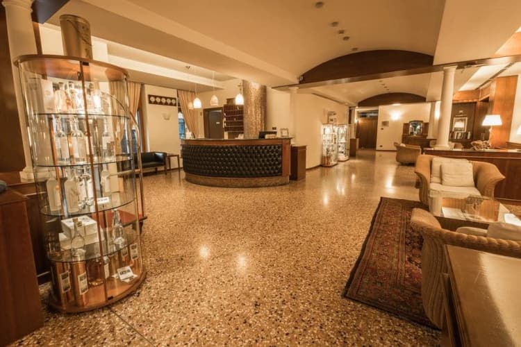 La Pieve Hotel main