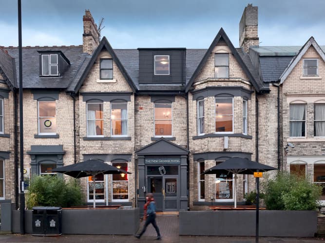 The New George Hotel main