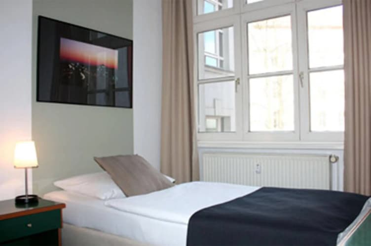 Hotel 38 5