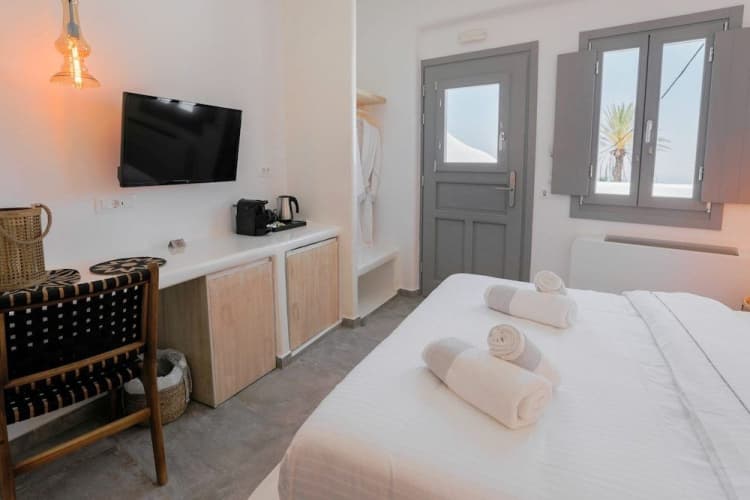 Eternity Suites Santorini 3