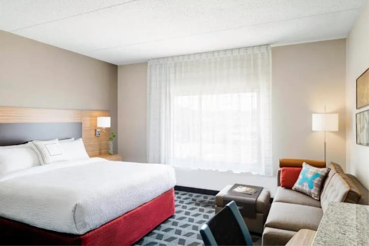 Towneplace Suites Chesterfield 4