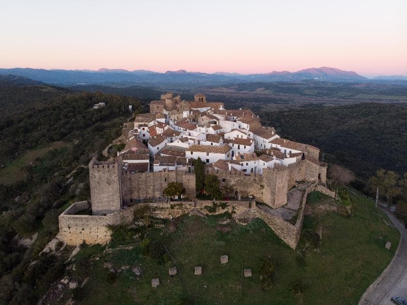 Complejo Turistico Castillo De Castellar 5