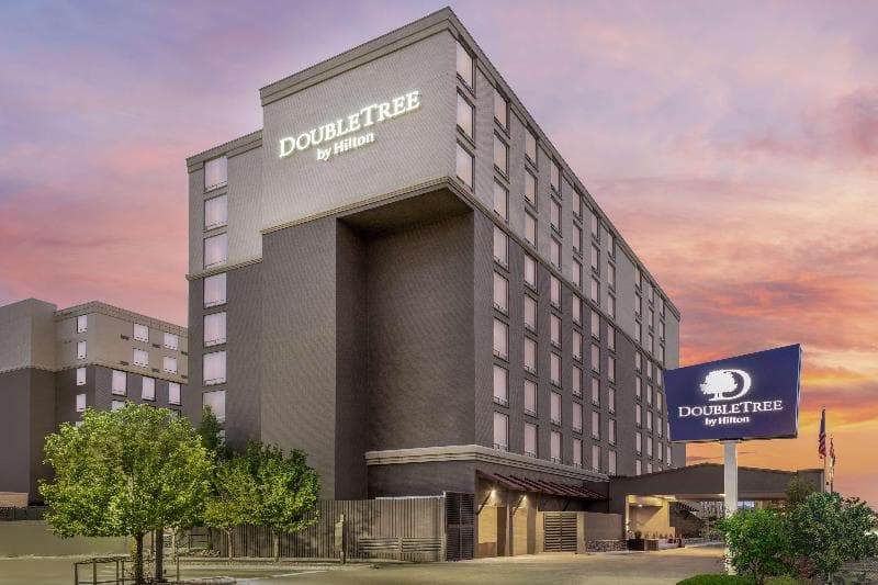 DoubleTree by Hilton Denver Cherry Creek photo 1