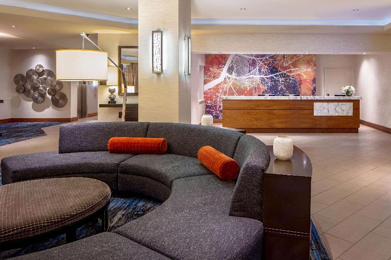 DoubleTree Suites by Hilton Hotel Minneapolis Downtown 5