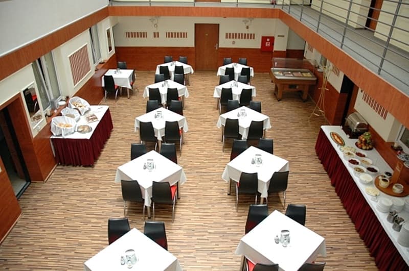 Atlantic Hotel 2