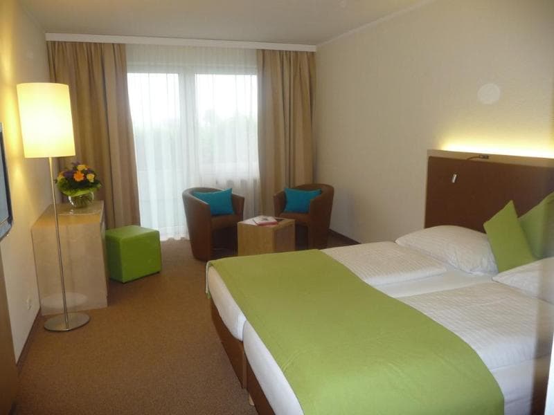 Momentum Hotel photo 1
