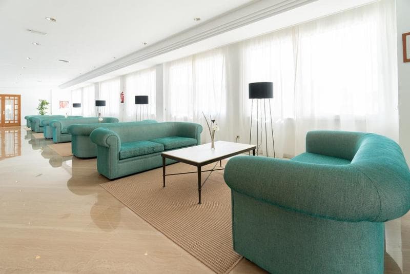 Aparthotel Tropicana 4