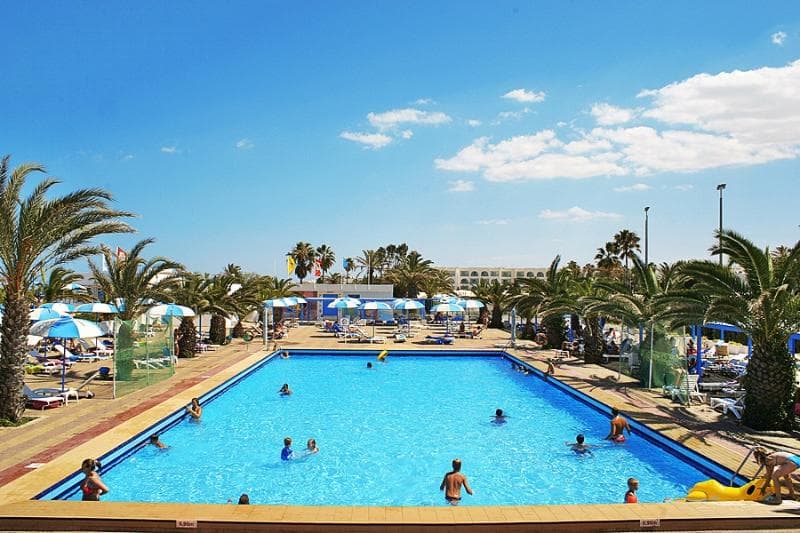 El Mouradi Club Selima 4
