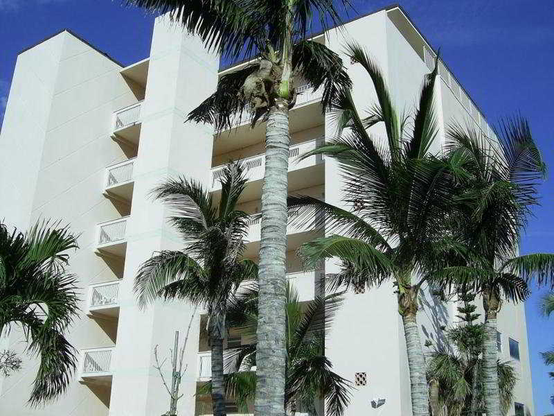 Sun Tower Hotel And Suites On The Beach photo 1