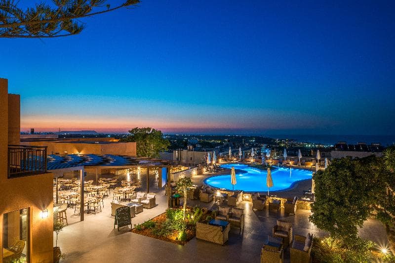 Pyria Hotel 2