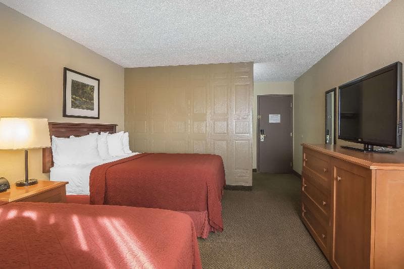 Quality Hotel & Conference Centre 4