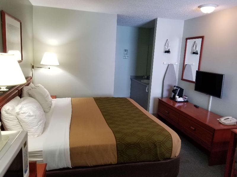 Travelodge by Wyndham Cranbrook photo 1