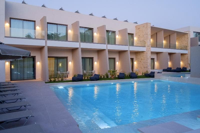 Phos Hotel Adults Only 4