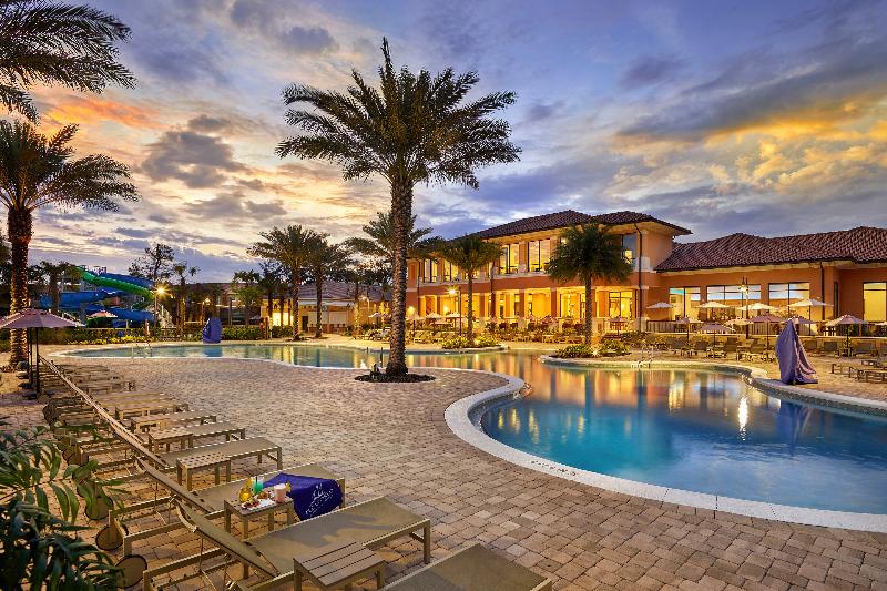 Regal Oaks Clc Resort 3