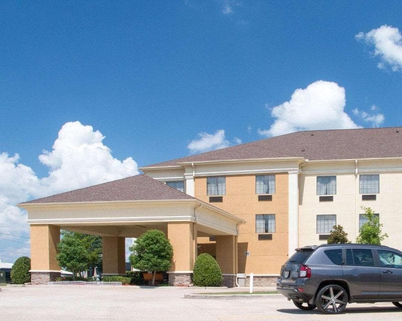 Comfort Suites 2