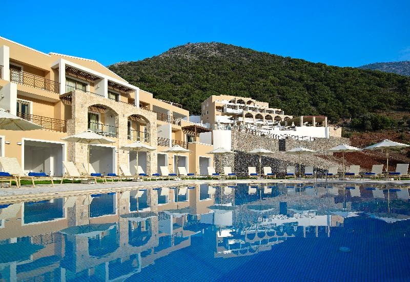 Filion Suites Resort & Spa 4