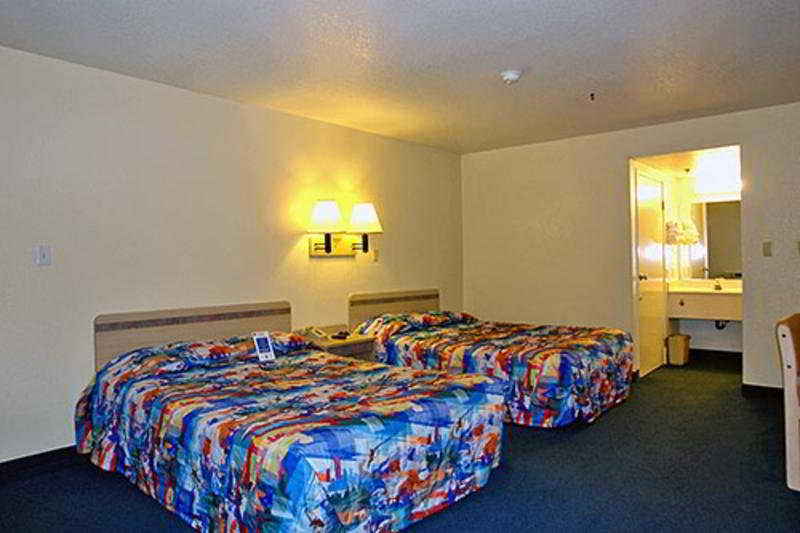 Motel 6 Ventura South 2
