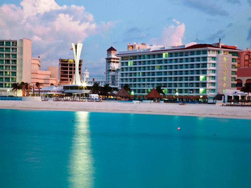Krystal Cancun photo 1