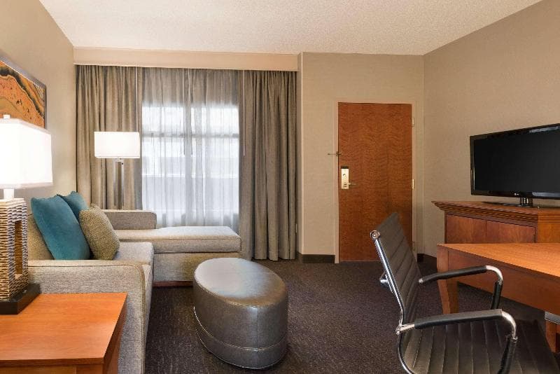Embassy Suites by Hilton Nashville South Cool Springs 3