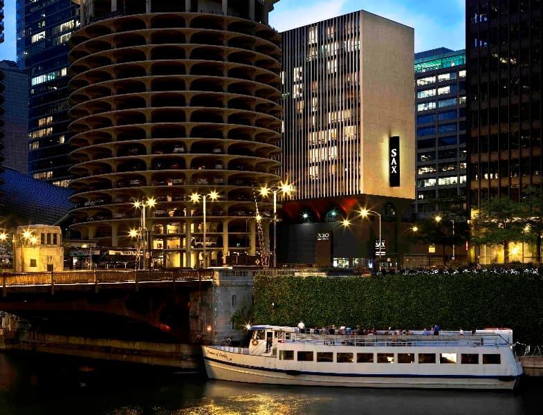 Hotel Chicago Downtown, Autograph Collection 3