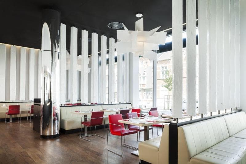 Park Inn by Radisson Leuven 3