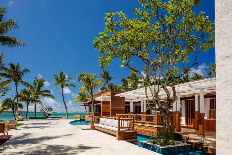 One And Only Le Saint Geran 5