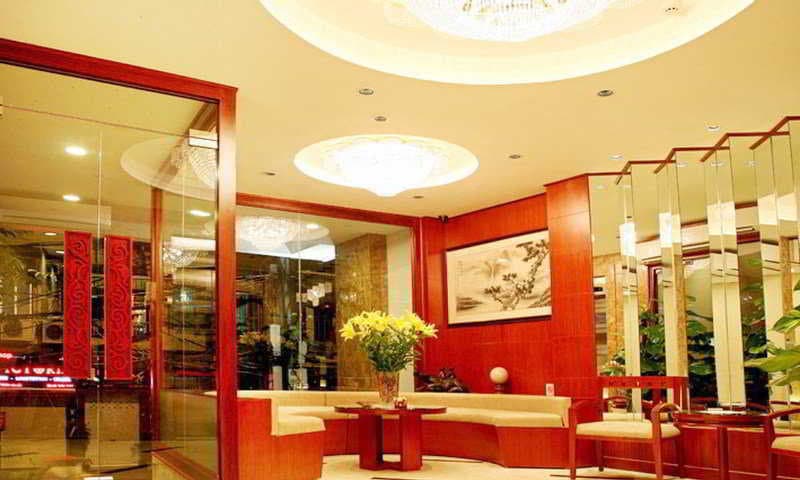 Happy Light Hotel 3