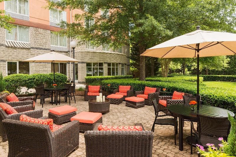 Hilton Garden Inn Atlanta North/Alpharetta 2