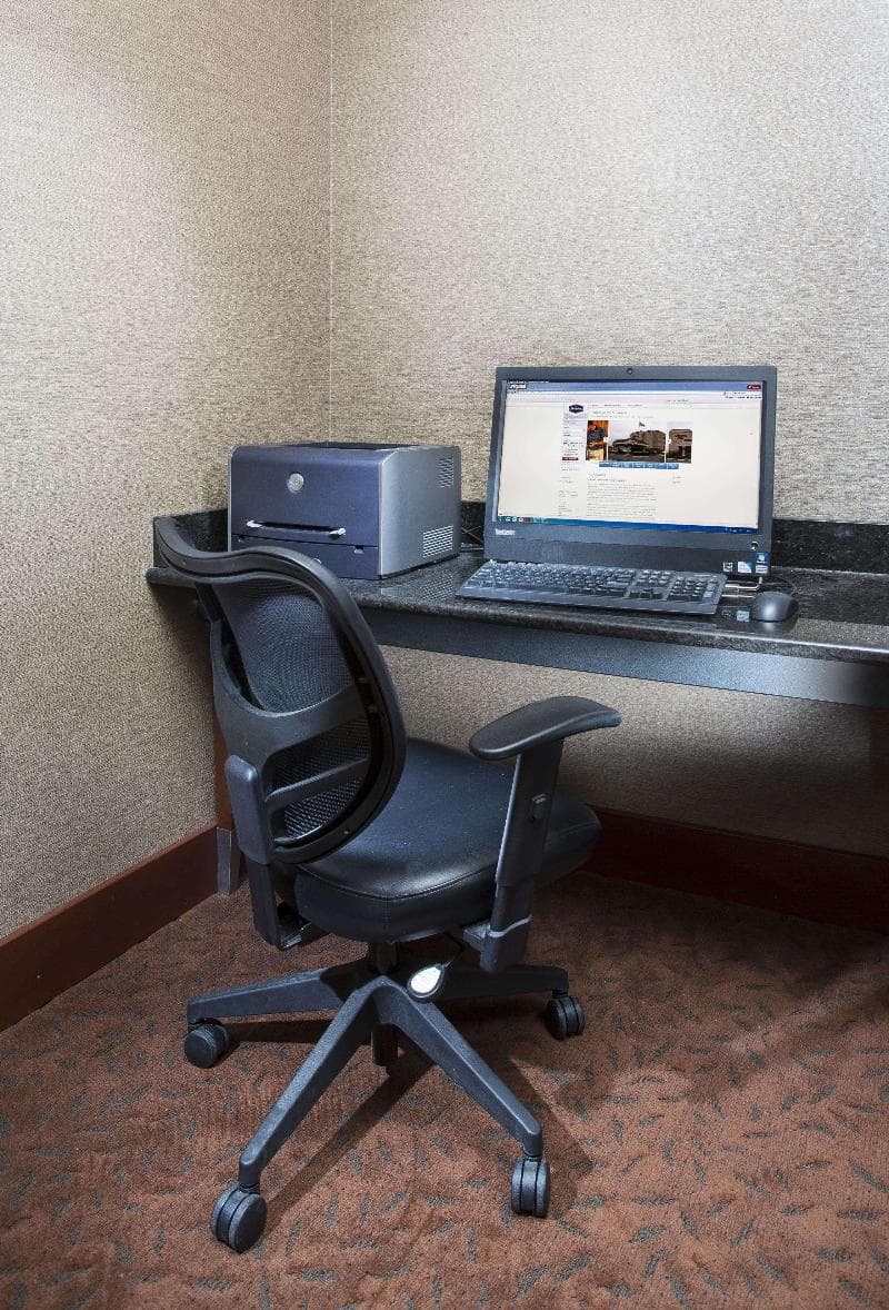 Hampton Inn St. Joseph photo 1