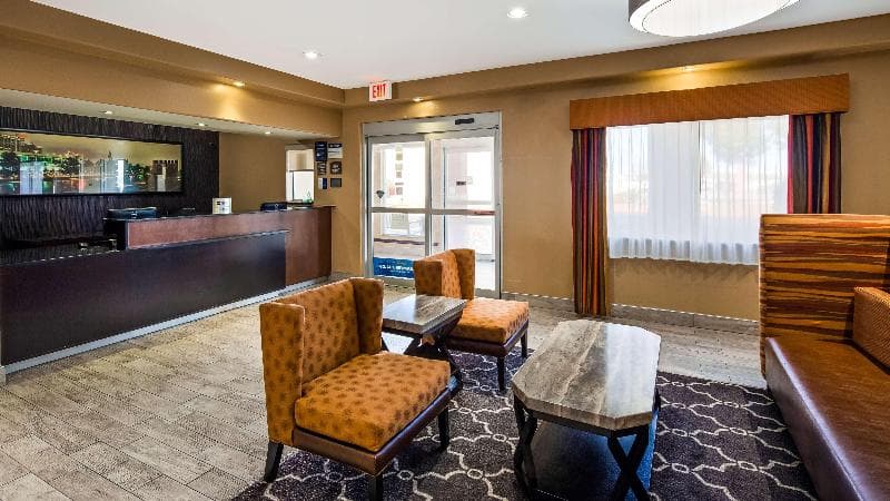 Best Western Greentree Inn & Suites photo 1