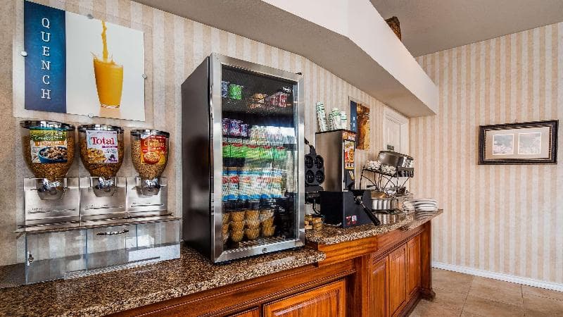 Best Western Salbasgeon Inn & Suites of Reedsport 4