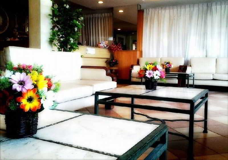 Navanakorn Golden View (Adults only) 4