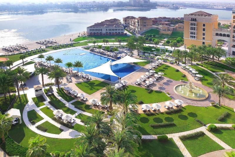 The Ritz-carlton Abu Dhabi, Grand Canal 1