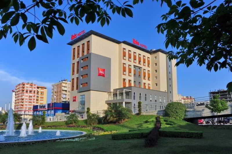 ibis Adana photo 1