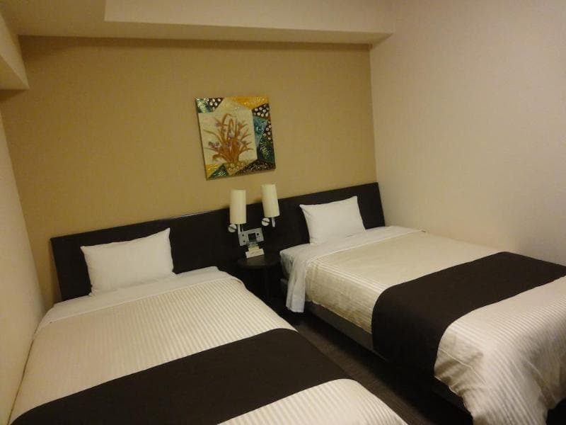 Route Inn Yokohama Bashamichi 4