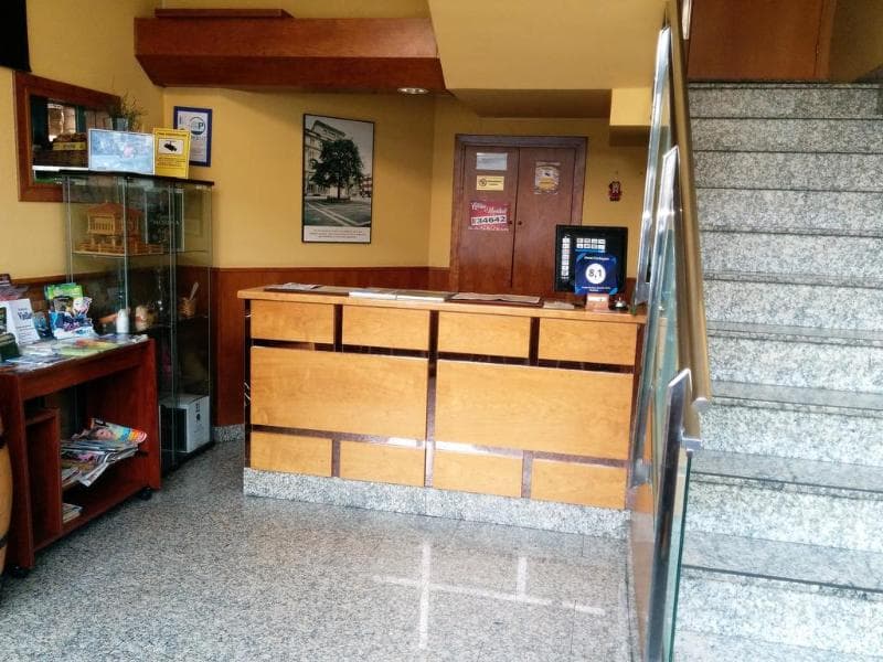 Hotel Carbayon 3