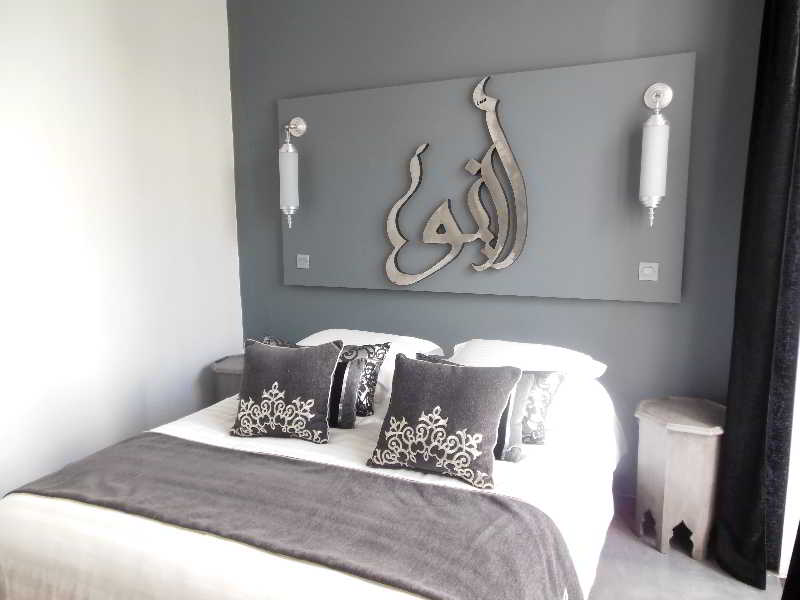 Riad Tchina photo 1
