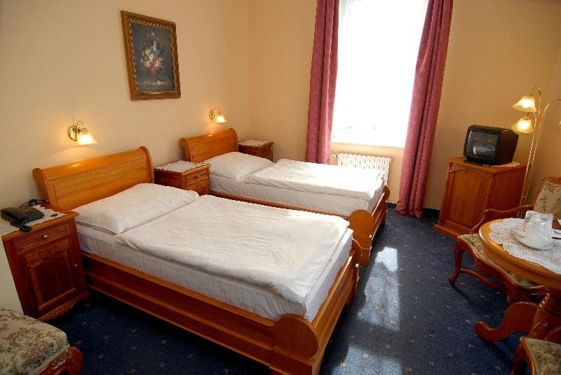 Hotel Opera 5