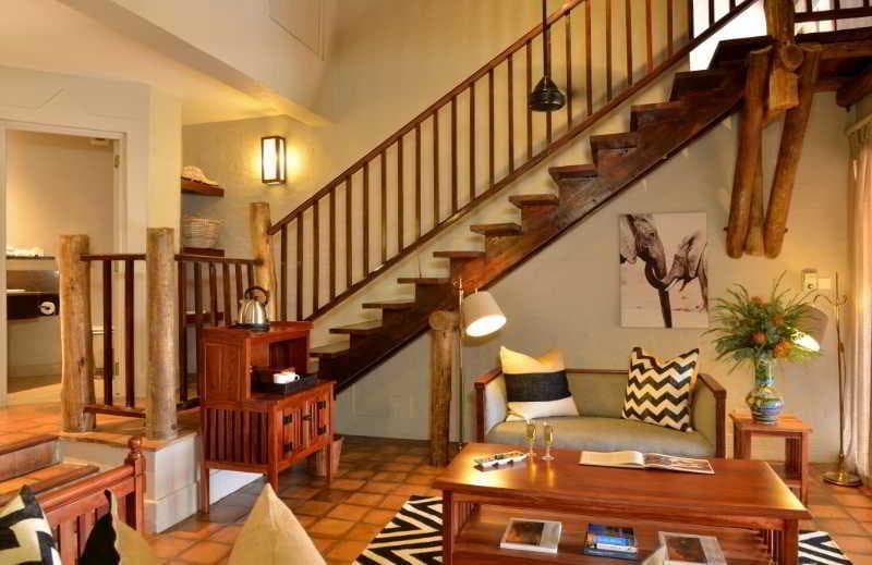 Victoria Falls Safari Lodge main