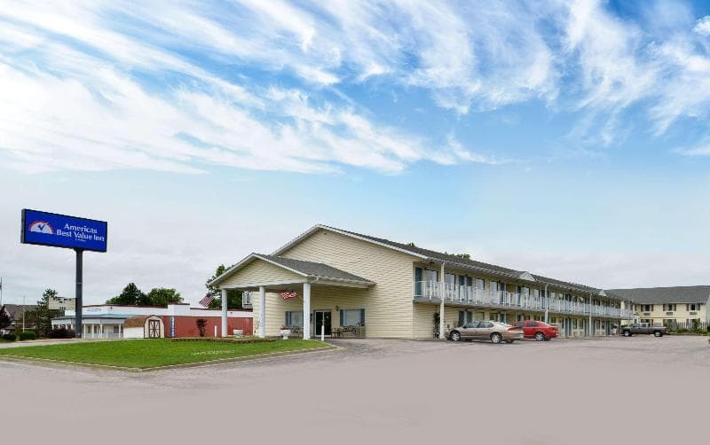 Americas Best Value Inn Knob Noster 3