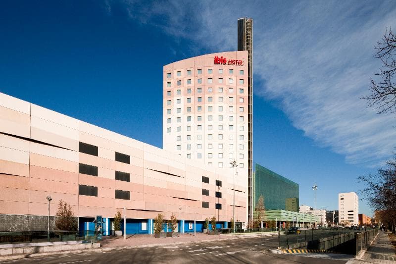 Ibis Barcelona Meridiana 4
