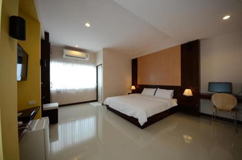 777 Hometel 5