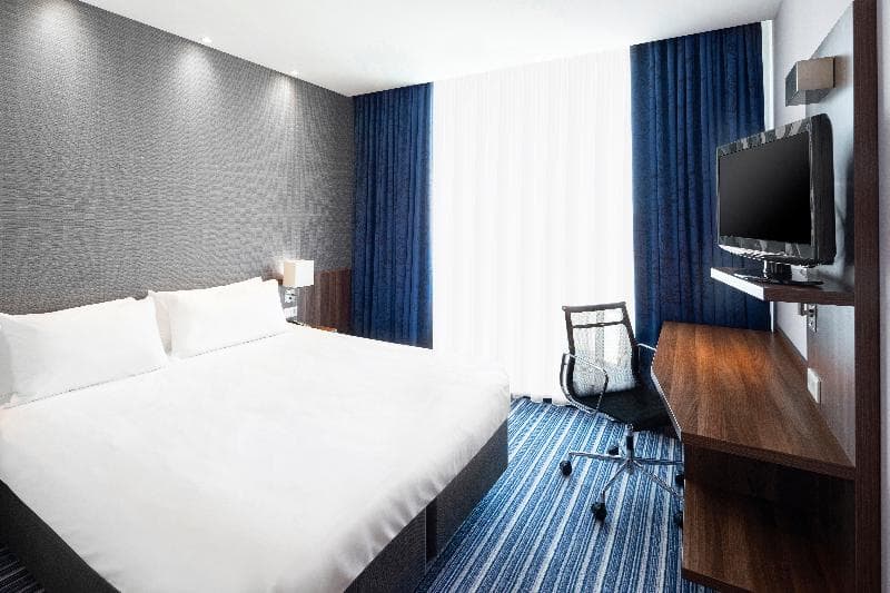 Holiday Inn Express Amsterdam-Arena Towers 3