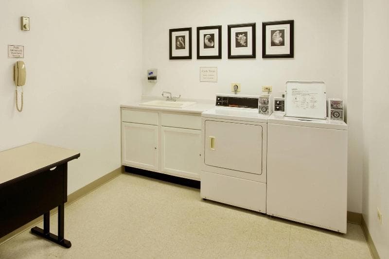 Fairfield Inn & Suites Chicago Lombard 3